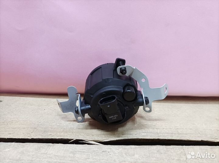 Фара птф Mitsubishi Pajero 4 2006