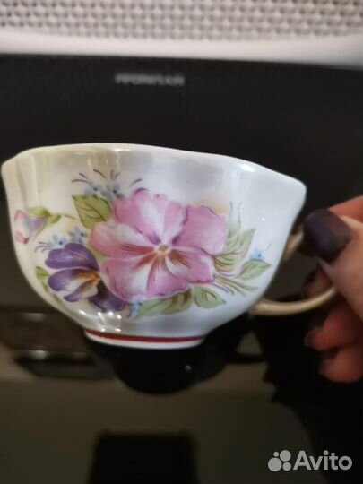 Чайные чашки Костяной фарфор. Дулево