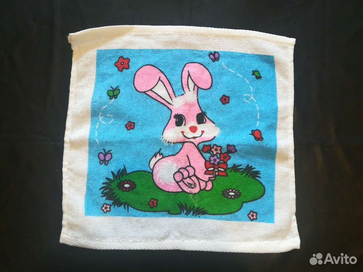 Полотенца квадратные новые