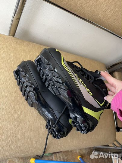 Ботинки лыжные