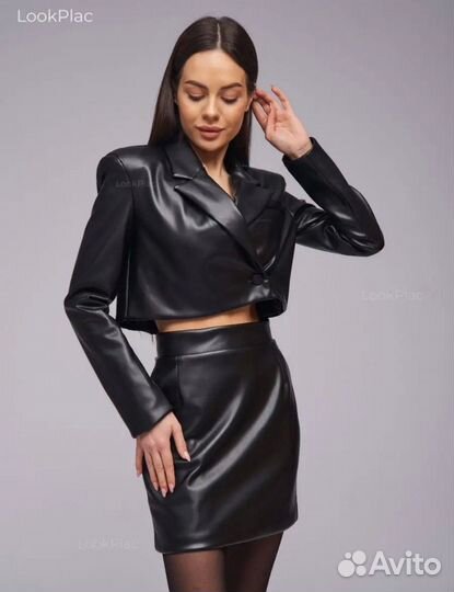 Костюм женский