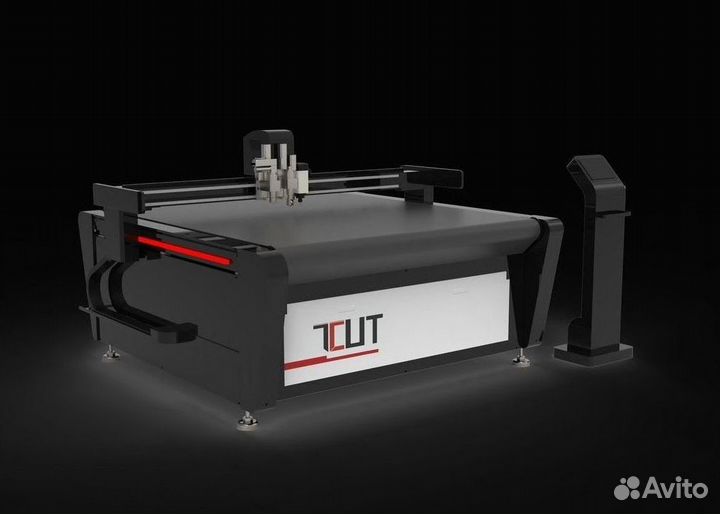 Планшетный режущий плоттер T-CUT DC 3235