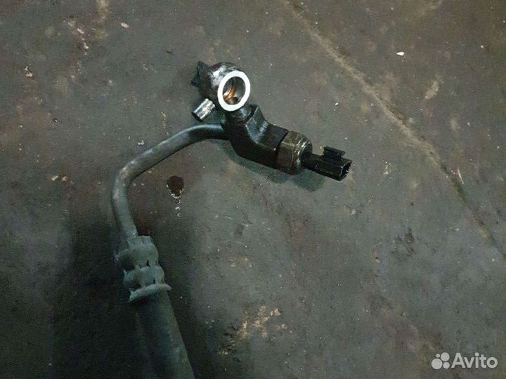 Трубка гур фольцваген туарег 4.2