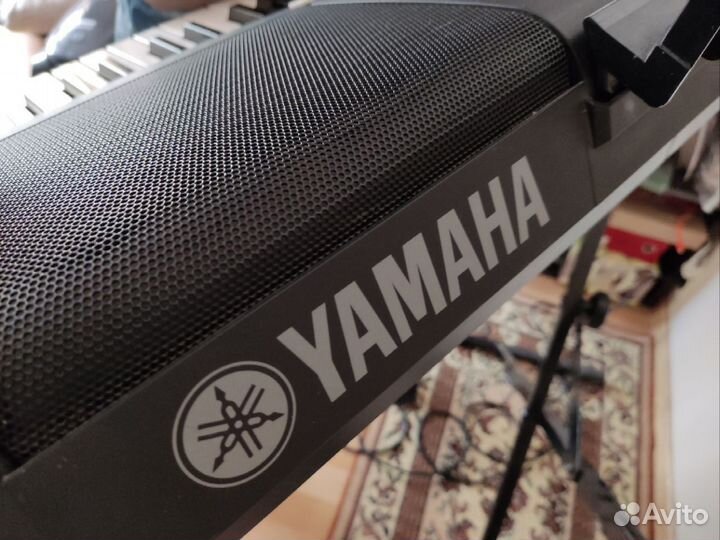 Синтезатор Yamaha psr e423