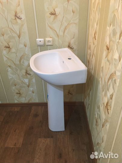 Умывальник-тюльпан бу