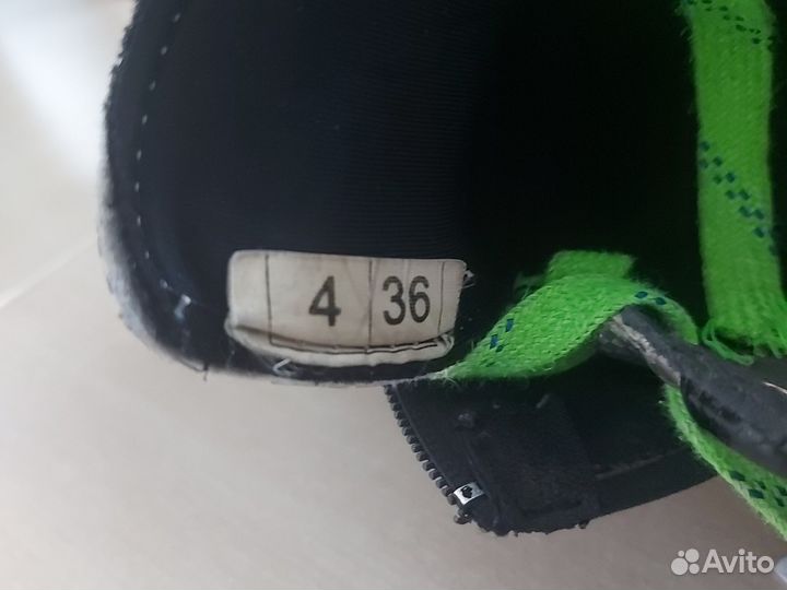 Коньки конькобежные