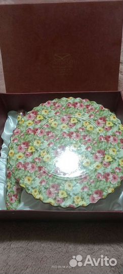 Тортовница с лопаткой 