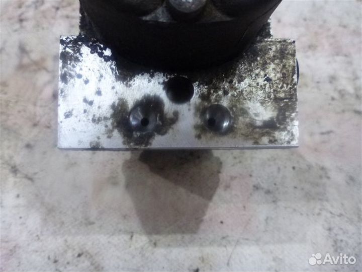 Блок abs Hyundai Sonata EF G4GC 2009