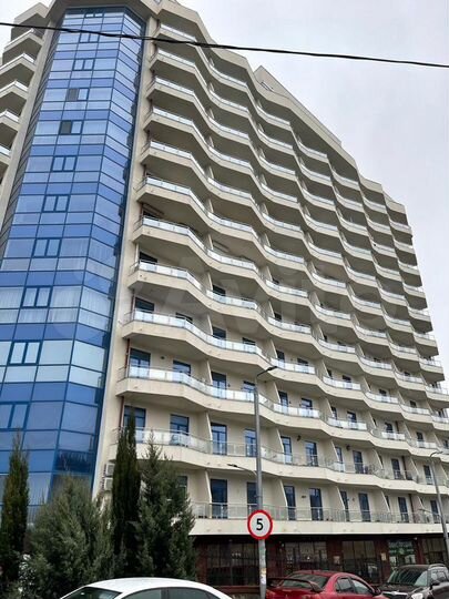 2-к. квартира, 60 м², 4/13 эт.