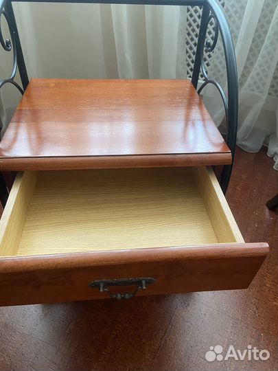 Тумба прикроватная массив гевеи мебель малайзии