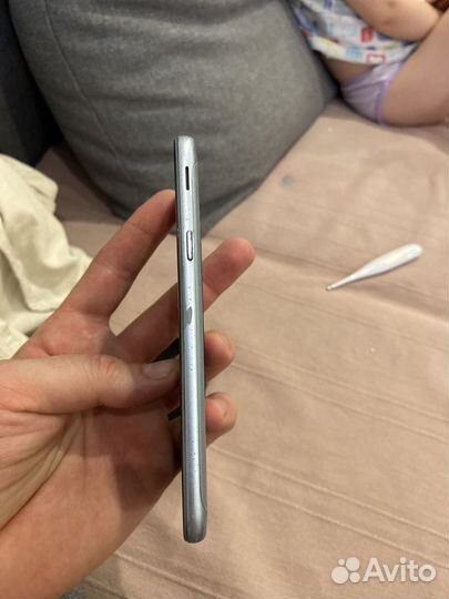 Samsung Galaxy J3 (2017), 2/16 ГБ