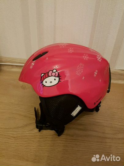 Горнолыжный шлем