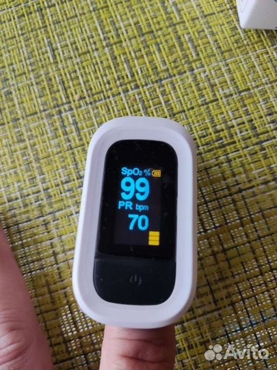 Пульсоксиметр с oled-экраном