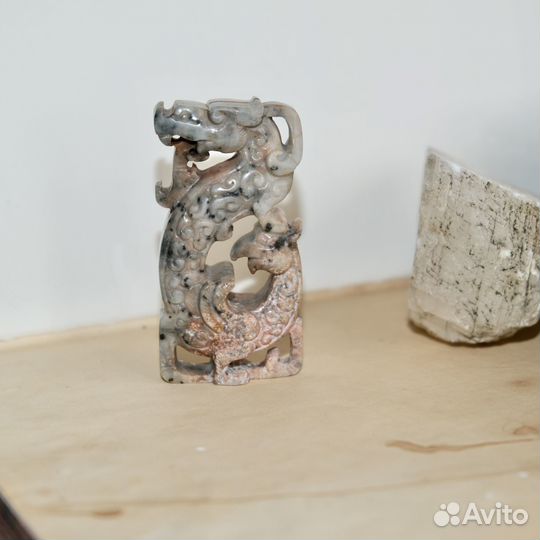 Коллекционный нефрит статуэтка Дракон