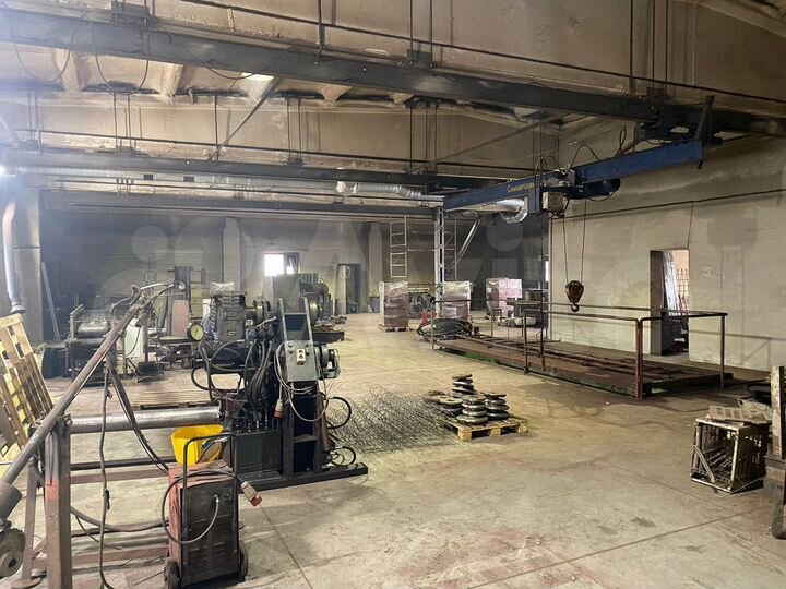 Производство, 1200 м²