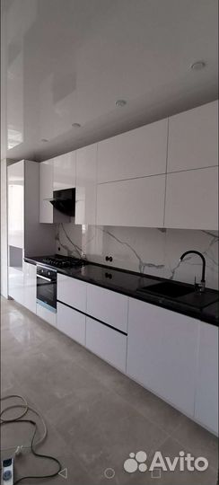 Гостиная, прихожая, кухня, кухонный гарнитур