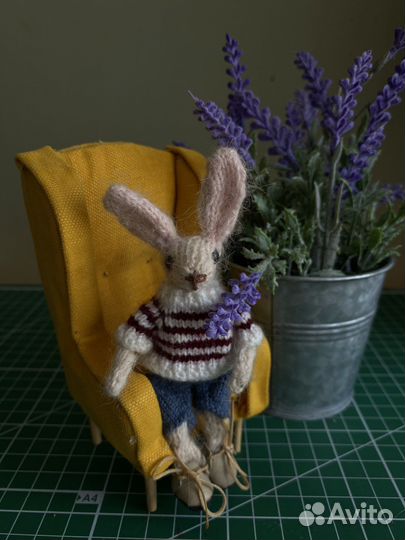Вязанный заяц