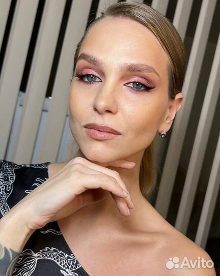 Свадебный макияж/вечерний макияж/макияж для себя