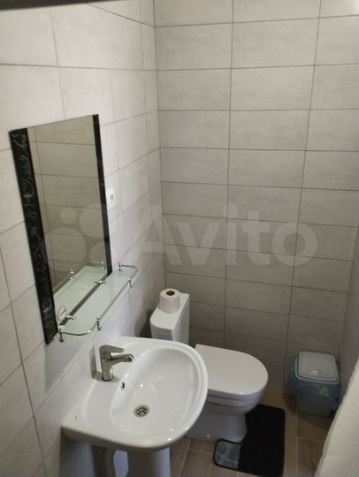 Комната 50 м², 1/2 эт.