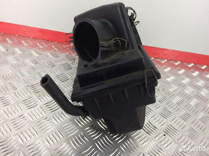 Корпус воздушного фильтра Ford Mondeo 2 1998
