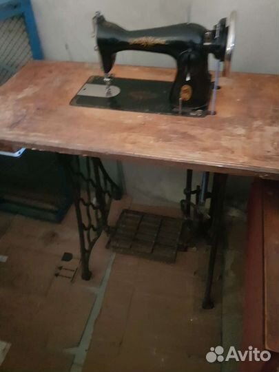Швейная машинка
