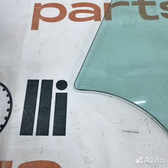Стекло двери переднее левое Audi Q8 2019