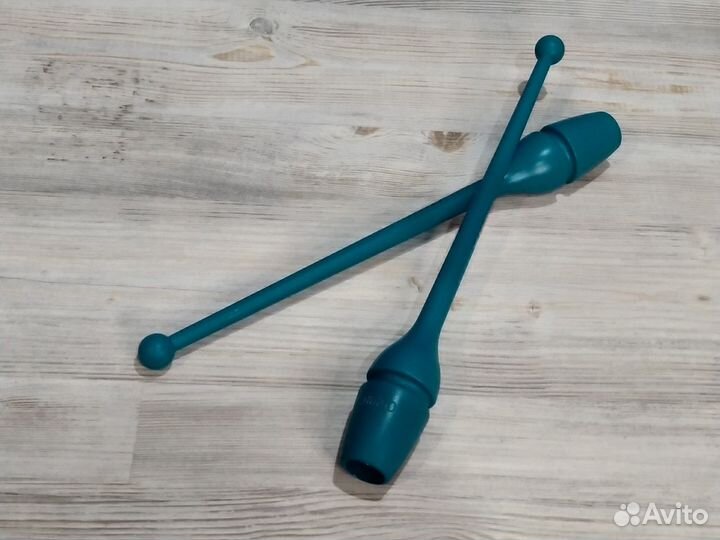 Булавы гимнастические 36 см Indigo пласт