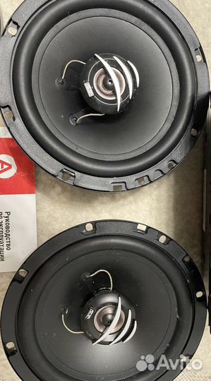 Акустическая система в авто колонки