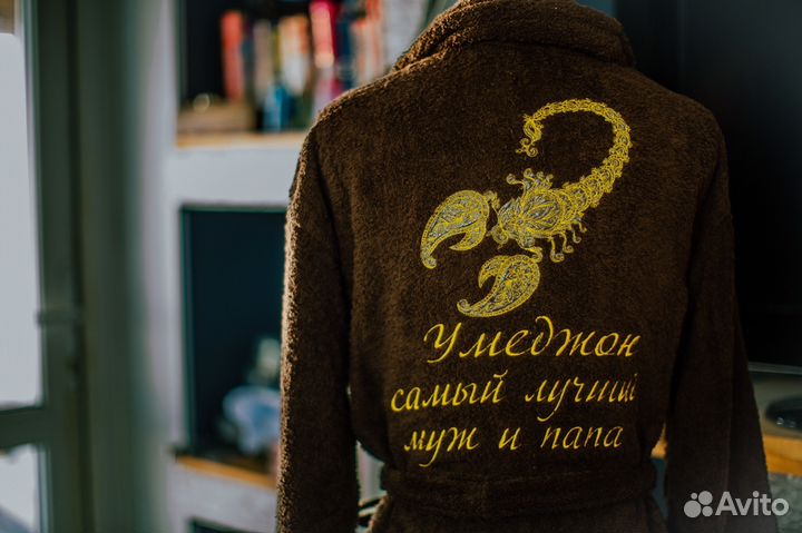 Вышивка на халате, полотеце