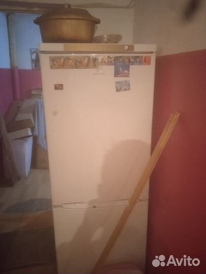 Продам б/у холодильник индезит в хорошем состоянии