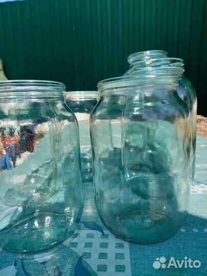 Стеклянная банки разных размеров