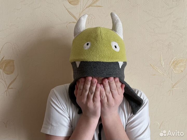 Шапка зимняя на возраст 6-8 лет