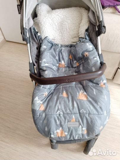 Прогулочная коляска