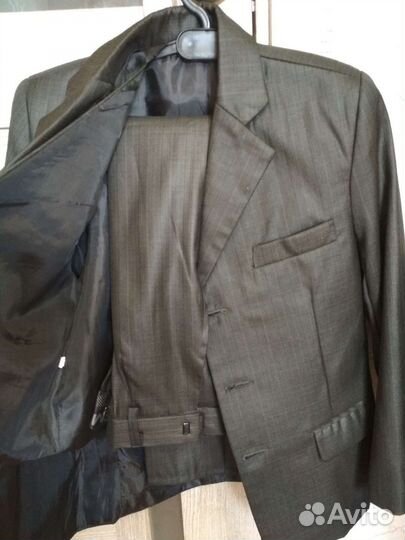 Костюм школьный