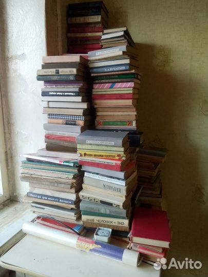 Книги отдам бесплатно