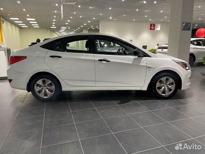 Hyundai Solaris 1.6 AT, 2015, 102 800 км