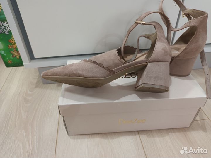 Босоножки женские 38 размер