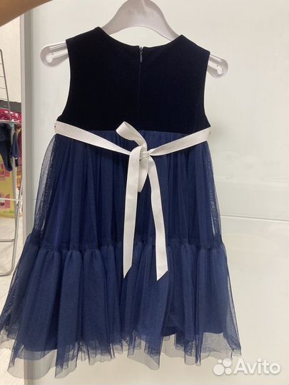 Нарядное платье для девочки 104-110