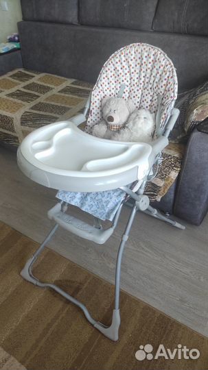 Отдам бесплатно стульчик для кормления