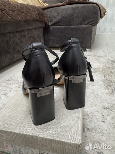 Туфли новые женские натуральная кожа