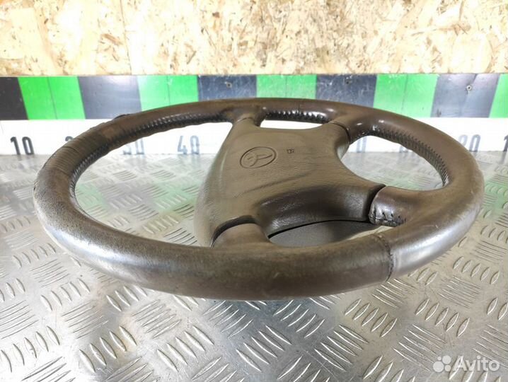 Рулевое колесо Toyota Camry v10