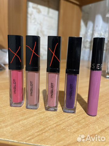 Помада для губ