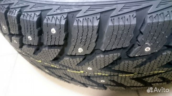 Nexen Winguard WinSpike WS62 235/65 R17 108T