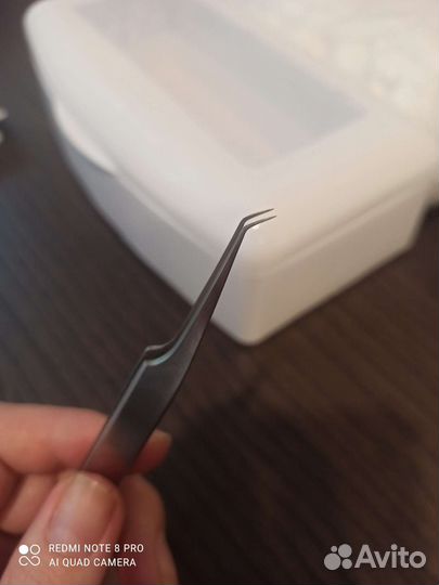 Пинцет для ресниц