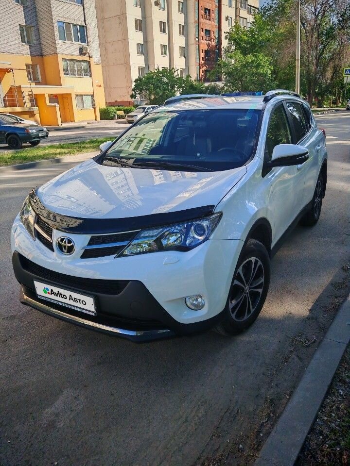 Toyota RAV4: фото владельца