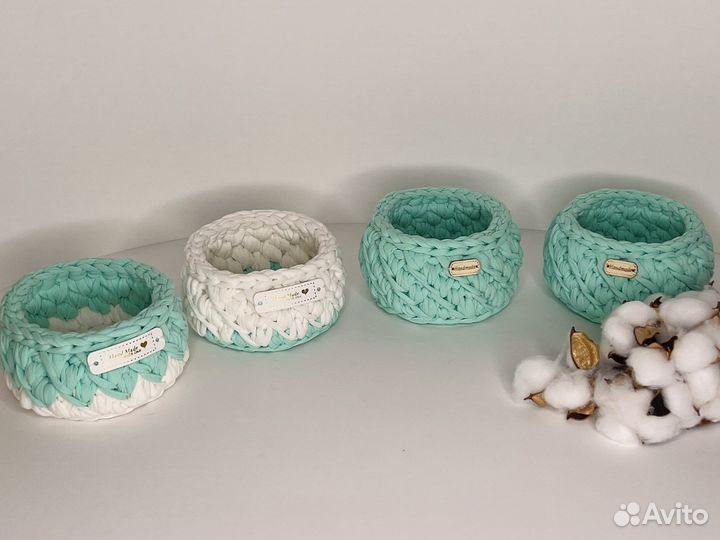 Вязаные корзинки