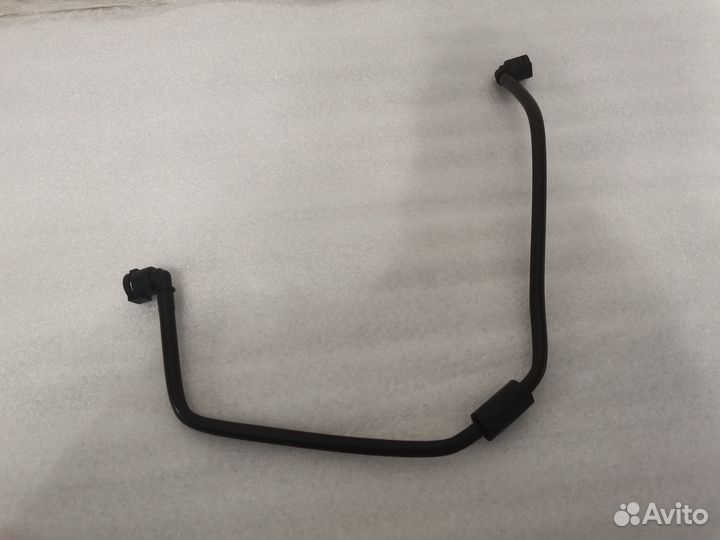 Патрубок системы охлаждения BMW 17128677244