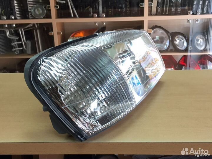 Фара левая и правая Hyundai Accent