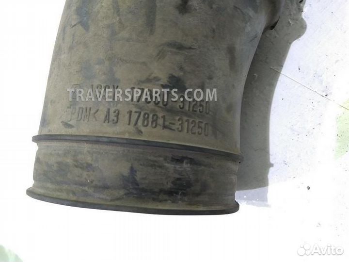 Патрубок воздушного фильтра