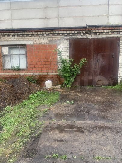 Гараж, > 30 м²
